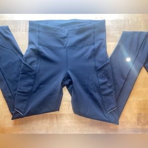 Black Lululemon leggings